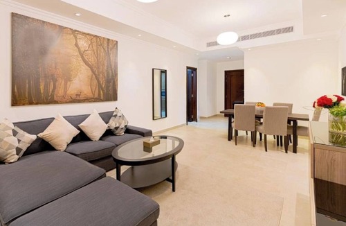Al-Fujairah Apartment | 2BR Apartment Near Fujairah Airport with Breakfast