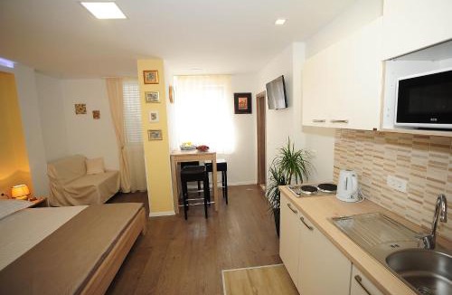 Zadar Old Town Apartment | 2studios Kalelarga