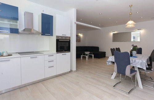 Kastel Stafilic Cabin | 3 apartment house with pool