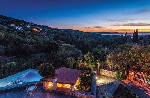 Bobovisca House | 3 bedroom accommodation in Bobovisca