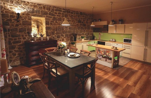 Mravince House | 3 bedroom accommodation in Mravince