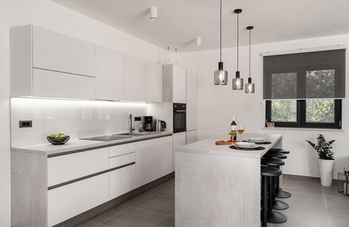 Prodol House | 3 bedroom accommodation in Marcana