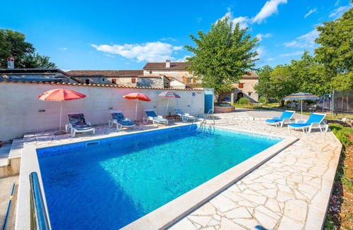 Rezanci House | 3 bedroom accommodation in Rezanci