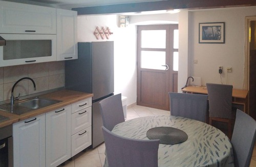 Iz House | 3 bedroom beautiful home in Veli Iz