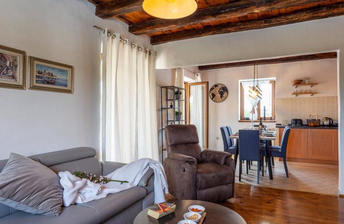 Cabrunici House | 3 bedroom gorgeous home in Cabrunici