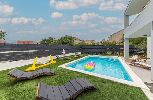 Kastel Novi House | 3 bedroom gorgeous home in Kastel Novi