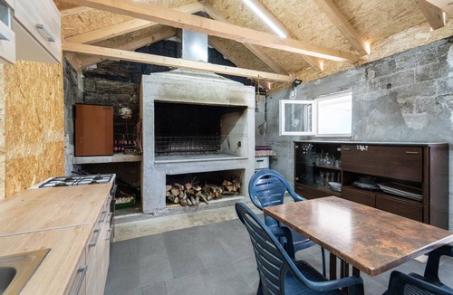 Velim Apartment | 3 bedroom lovely apartment in Radasinovci