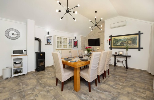 Citluk House | 3 bedroom nice home in Lucane