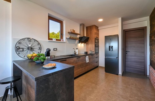Mace House | 3 bedroom stunning home in Mace
