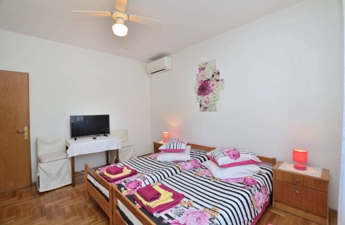 Fuskulin Resort | 30 m² Private room ∙ 3 guests