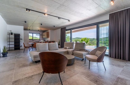 Pazin House | 300 m² House ∙ 5 bedrooms ∙ 10 guests