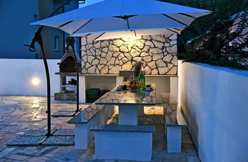 Bogovici House | 300 m² House ∙ 6 bedrooms ∙ 14 guests