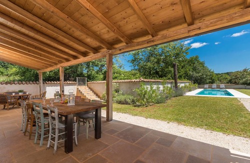 Visnjan Villa | 300 m² Villa ∙ 3 bedrooms ∙ 6 guests