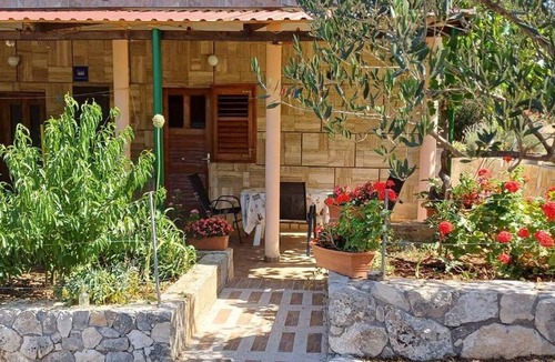 Jadrtovac Apartment | 34 m² Apartment ∙ 1 bedroom ∙ 2 guests