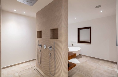 Sutivan Villa | 340 m² Villa ∙ 6 bedrooms ∙ 16 guests