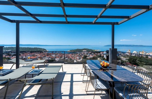 Moca House | 350 m² House ∙ 3 bedrooms ∙ 7 guests