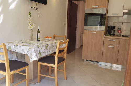 Vrboska Apartment | 36 m² Apartment ∙ 1 bedroom ∙ 2 guests