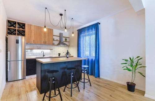 Tinj House | 4 bedroom accommodation in Tinj