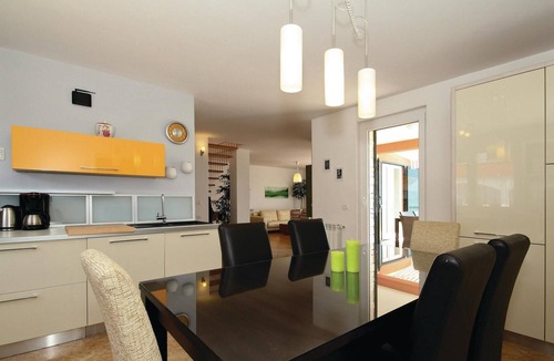 Murine House | 4 bedroom awesome home in Umag