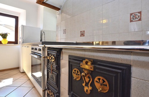 Koper House | 4 bedroom beautiful home in Crni Kal