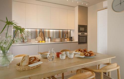Gulici House | 4 Bedroom Cozy Home In Porec
