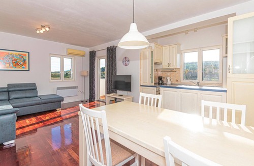 Sibenik House | 4 bedroom gorgeous home in Dubrava