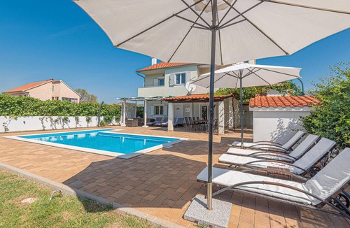 Sibenik House | 4 bedroom gorgeous home in Dubrava