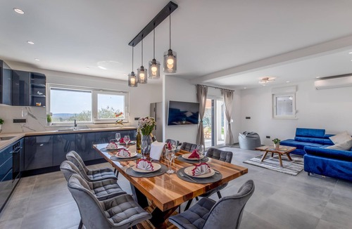 Kastela House | 4 bedroom gorgeous home in Kastel Stari
