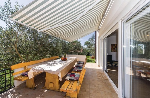 Kakma House | 4 bedroom lovely home in Kakma