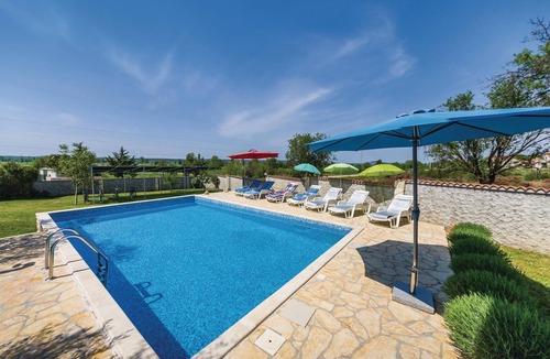 Kakma House | 4 bedroom lovely home in Kakma