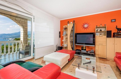 Sarsoni Apartment | 4 Bedroom Nice Apartment In Rijeka