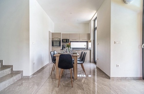 Jastrebarsko House | 4 bedroom nice home in Ivancici