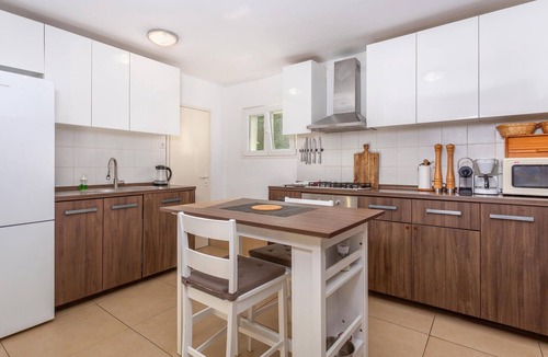 Milcetici House | 4 bedroom pet friendly home in Malinska