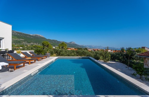 Rudine Villa | 4 bedrooms, 3 bathrooms, private 40sqm pool, Whirlpool, Summer kitchen, table tennis, table soccer, absolute privacy, located only 2 km from beach