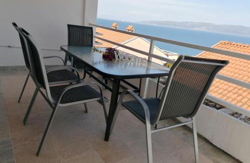 Ravni Apartment | 4 Roses Apartment