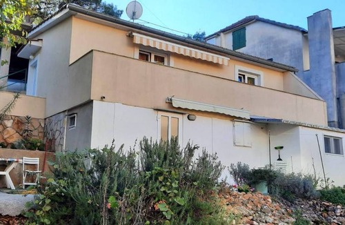 Cove Basina (Jelsa) Apartment | 40 m² Apartment ∙ 1 bedroom ∙ 2 guests