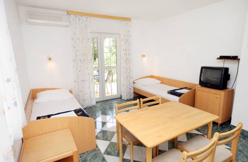 Jadranovo Apartment | 40 m² Apartment ∙ 1 bedroom ∙ 4 guests