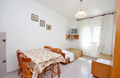 Jadrtovac Apartment | 40 m² Apartment ∙ 1 bedroom ∙ 4 guests