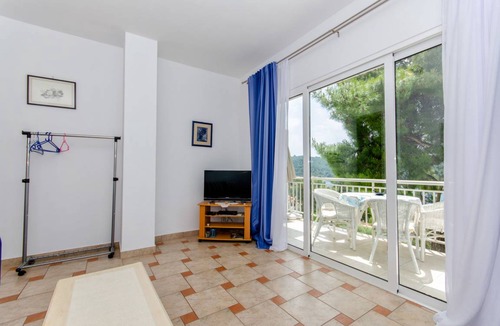 Brna Apartment | 40 m² Apartment ∙ 1 bedroom ∙ 2 guests