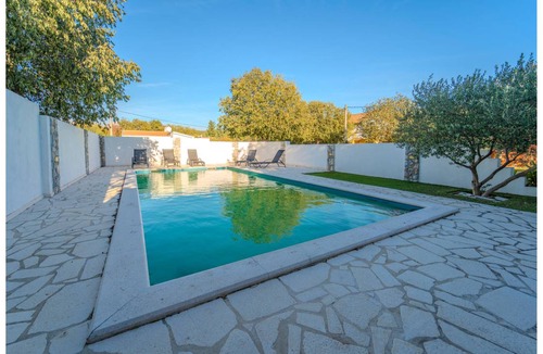 Obrovac House | 40 m² House ∙ 1 bedroom ∙ 4 guests