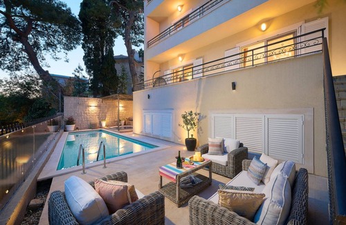 Bacvice Villa | 400 m² Villa ∙ 5 bedrooms ∙ 10 guests