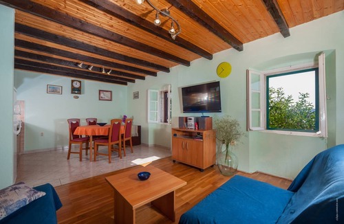 Bozava Apartment | 42 m² Apartment ∙ 1 bedroom ∙ 4 guests