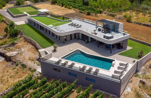 Zmijavci Villa | 426 m² Villa ∙ 5 bedrooms ∙ 12 guests