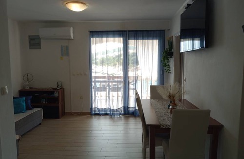 Zavalatica Apartment | 43 m² Apartment ∙ 2 bedrooms ∙ 4 guests