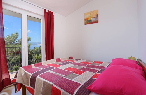 Lokva Rogoznica Apartment | 44 m² Apartment ∙ 2 bedrooms ∙ 4 guests