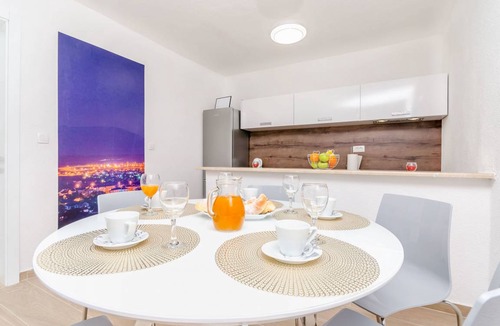 Arbanija Apartment | 44 m² Apartment ∙ 1 bedroom ∙ 5 guests