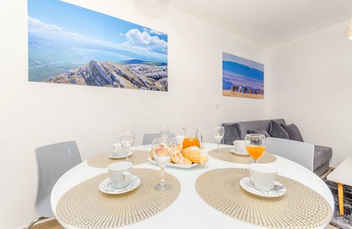 Arbanija Apartment | 44 m² Apartment ∙ 1 bedroom ∙ 5 guests