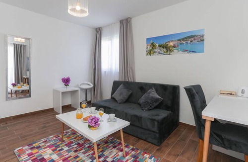 Arbanija Apartment | 44 m² Apartment ∙ 1 bedroom ∙ 4 guests