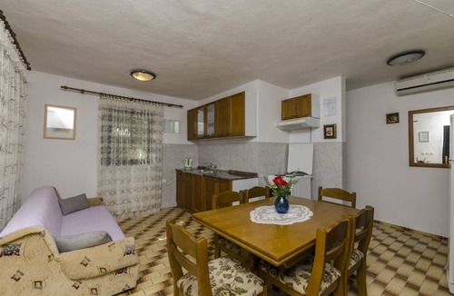 Cove Makarac (Milna) Apartment | 44 m² Apartment ∙ 2 bedrooms ∙ 5 guests