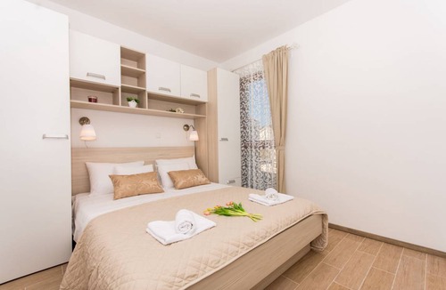 Veliki Drvenik Apartment | 45 m² Apartment ∙ 1 bedroom ∙ 4 guests